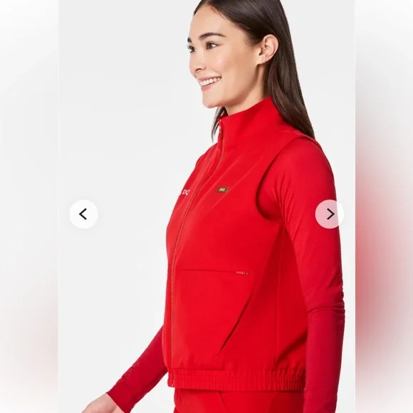 NWT FIGS Women’s Hibiscus Sydney Vest
XS - Hibiscus - Picture 4 of 7